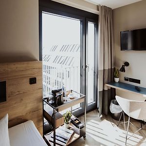 Deluxe Zimmer mit Kingsize-Bett